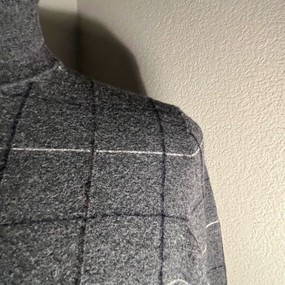 DUNHILL LONDON- made in Italy 100 percent wool turtleneck size small - Picture 6 of 7